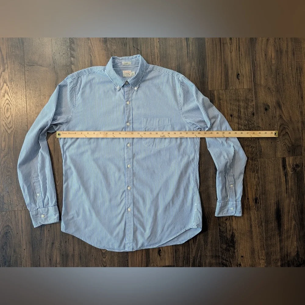J. Crew Men’s Secret Wash Cotton Classic Fit Poplin Shirt in Stripe Size Large
